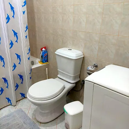 Comfy Hill Apartment