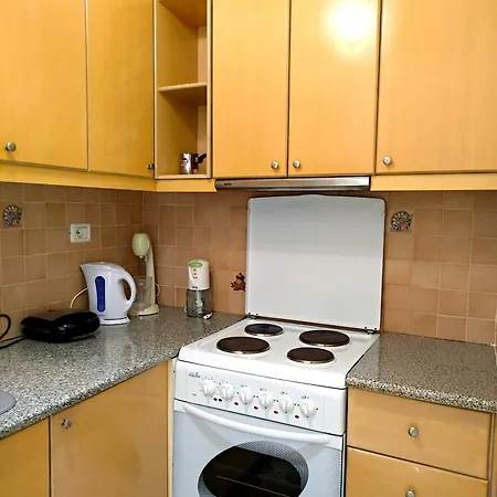 Comfy Hill Sarande